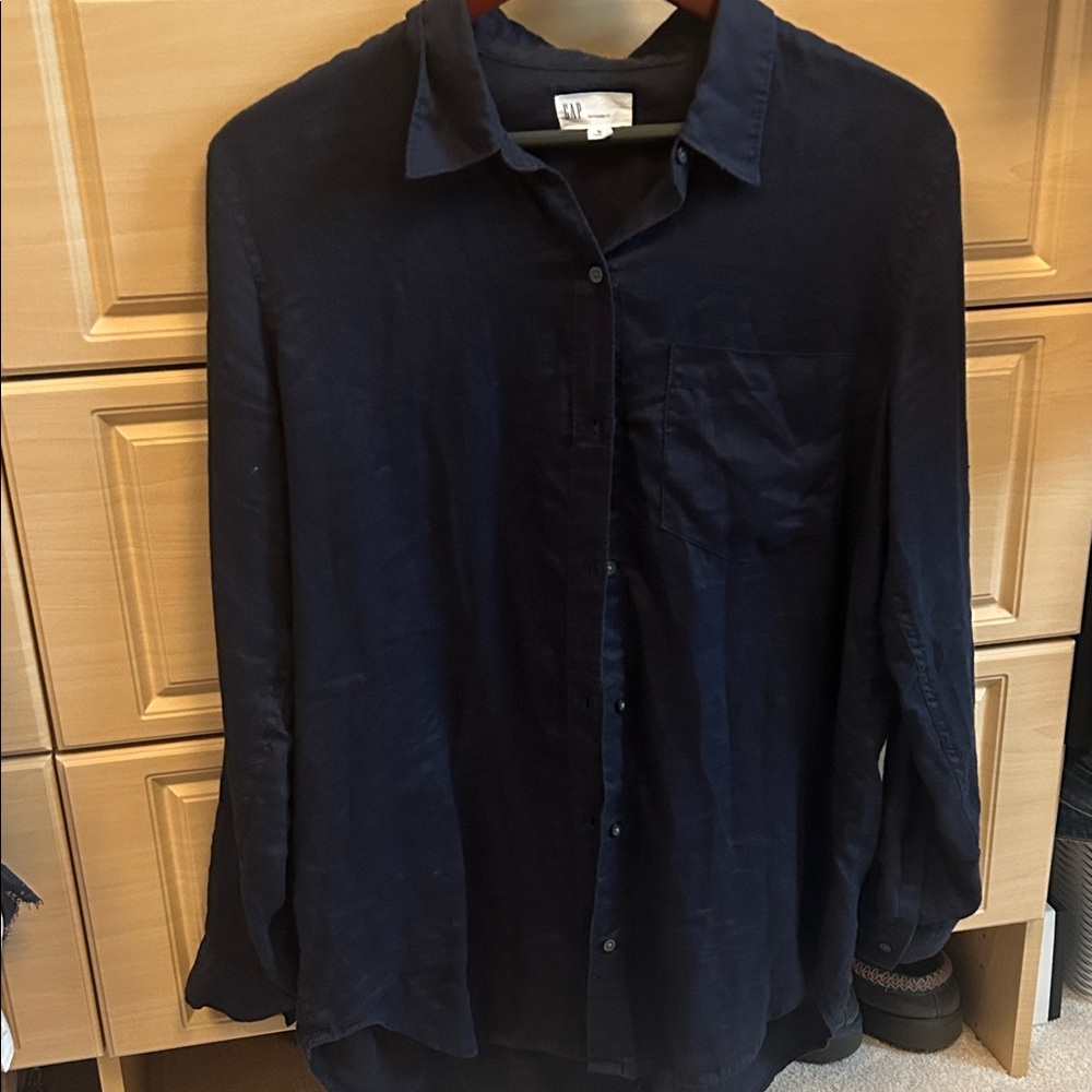 GAP Boyfriend Fit Shirt in Navy